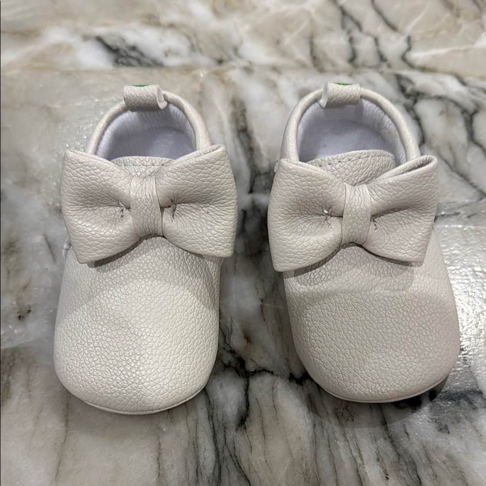 Adorable White Baby Walker Shoes with Bow